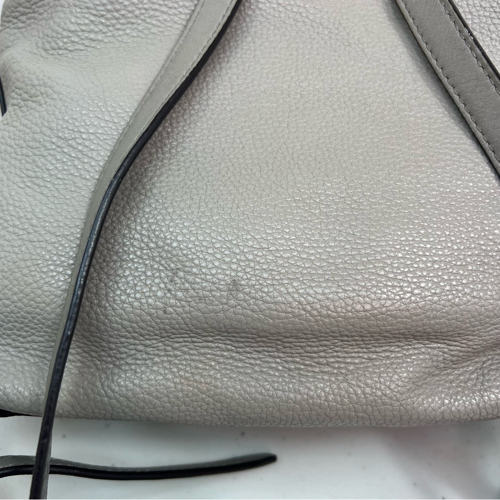 9- Michael Kors Grey Pebbled Leather Raven
Medium - Picture 8 of 11
